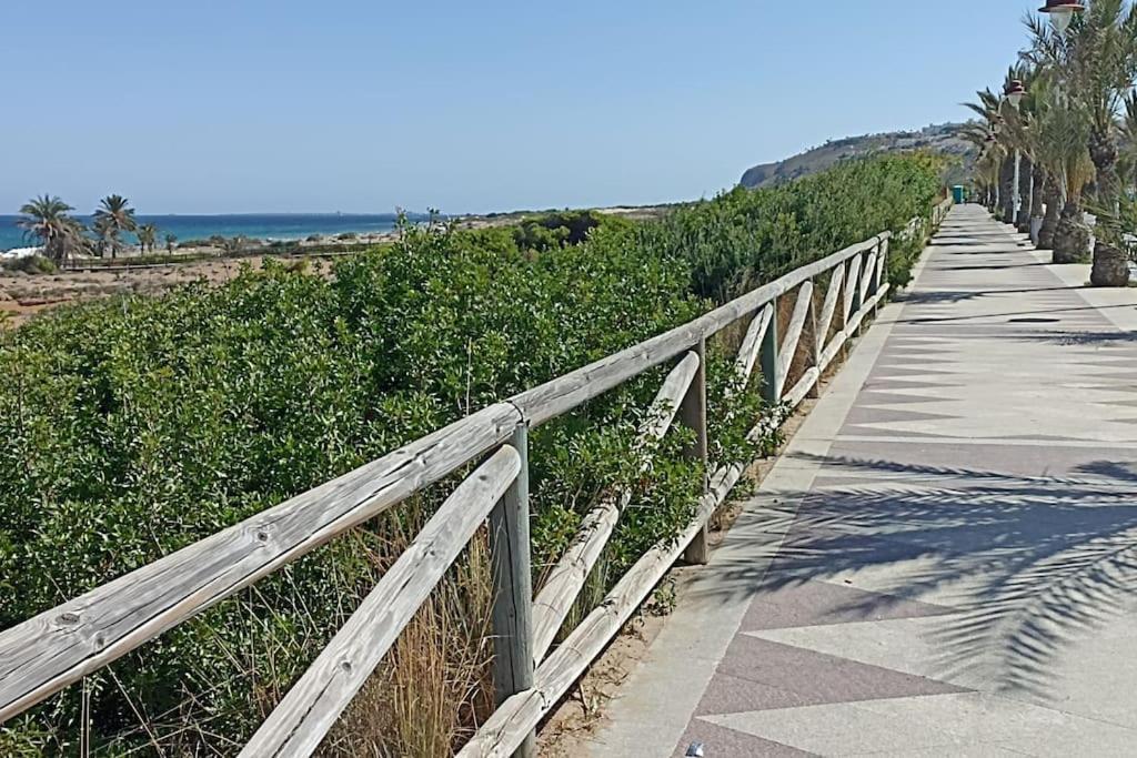 Bungalow En Primera Linea Del Mar Arenales del Sol Bagian luar foto