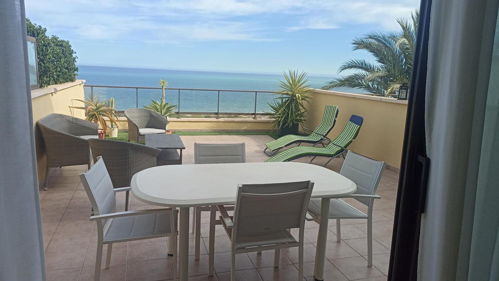Bungalow En Primera Linea Del Mar Arenales del Sol Bagian luar foto