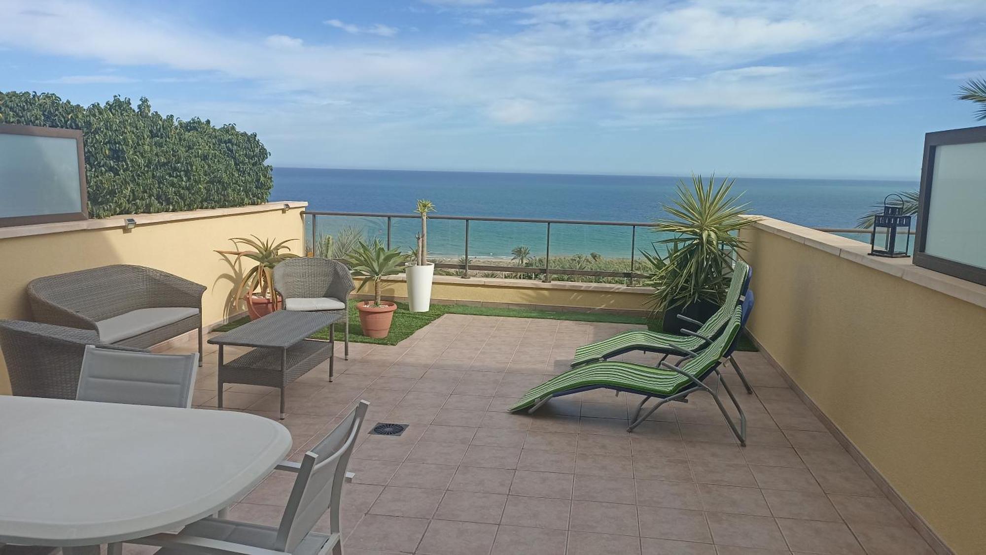 Bungalow En Primera Linea Del Mar Arenales del Sol Bagian luar foto